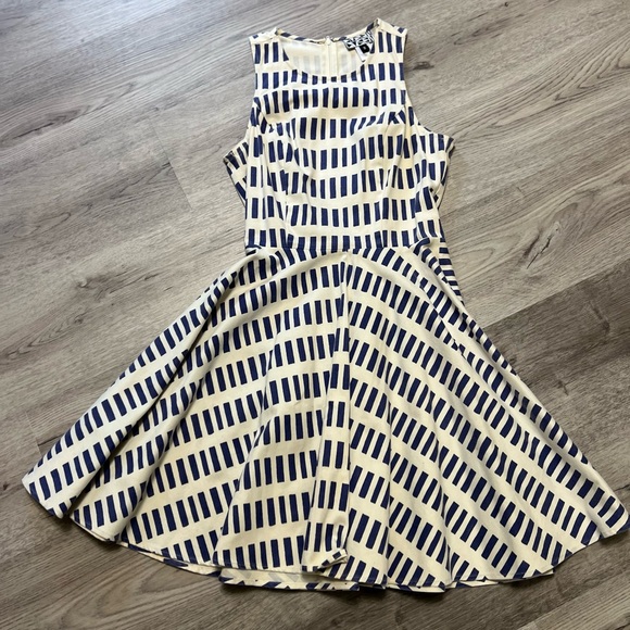 Anthropologie Dresses & Skirts - Anthropologie Dusen Dusen plaid fit mini dress